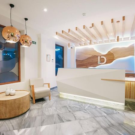 Debambu Atarazanas Aparthotel Malaga Ngoại thất bức ảnh