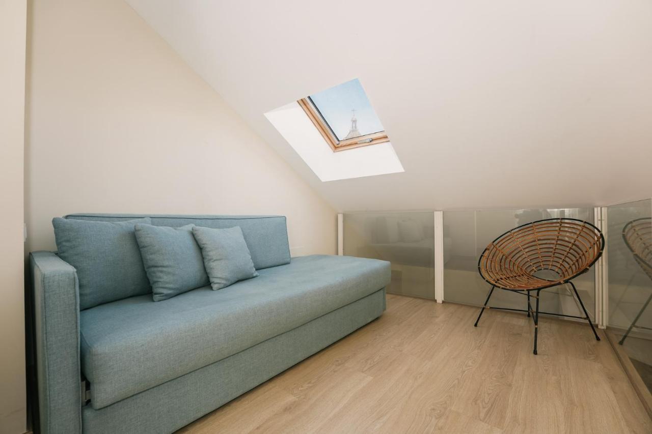 Debambu Atarazanas Aparthotel Malaga Ngoại thất bức ảnh